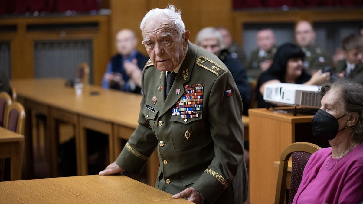 Osvobozoval Československo, pohlédněte do tváře téměř stoletého hrdiny